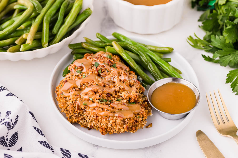 Pecan Crusted Chicken with Honey Mustard Sauce {exclusive}